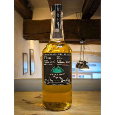 CASAMIGOS Añejo